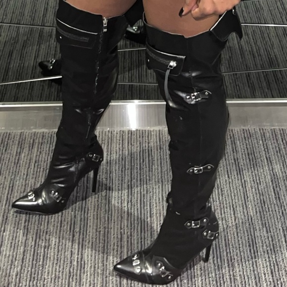 Faux leather , pointed toe over the knee boots - Picture 5 of 6